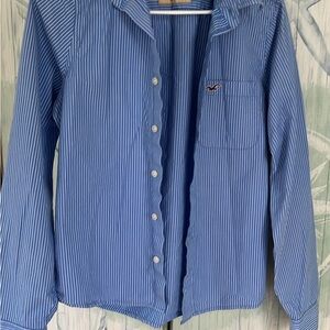 Women’s Hollister shirt